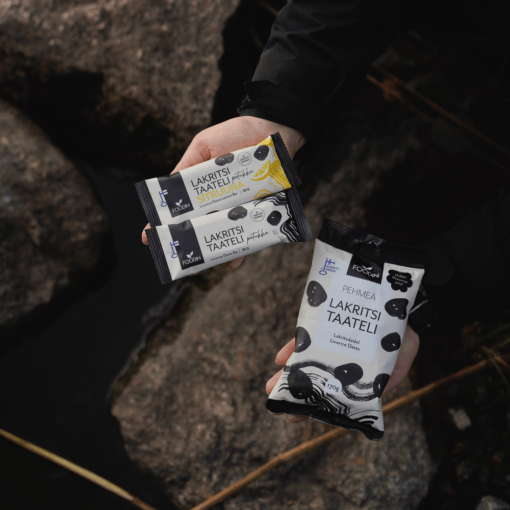 Organic Licorice Dates Bar Lemon by Organax Ltd, 35g x 18 pcs, showing the packaged bars with lemon flavor and natural ingredients.