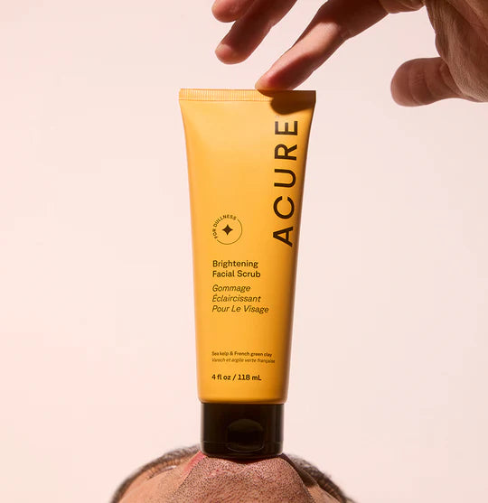 A refreshing facial scrub that cleanses and brightens.
