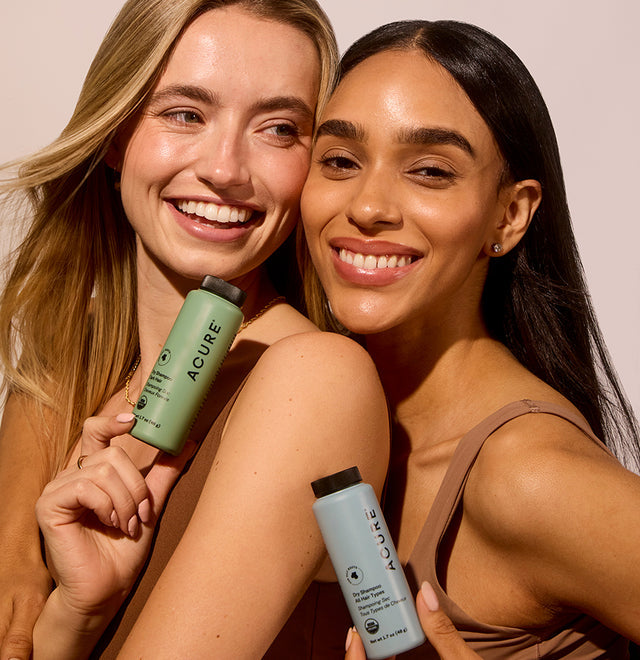 ACURE dry shampoo for all hair types with rosemary and arrowroot in a 48g bottle, suitable for quick hair refreshment