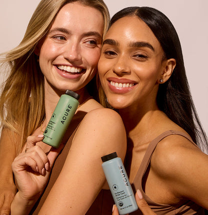 ACURE dry shampoo for all hair types with rosemary and arrowroot in a 48g bottle, suitable for quick hair refreshment